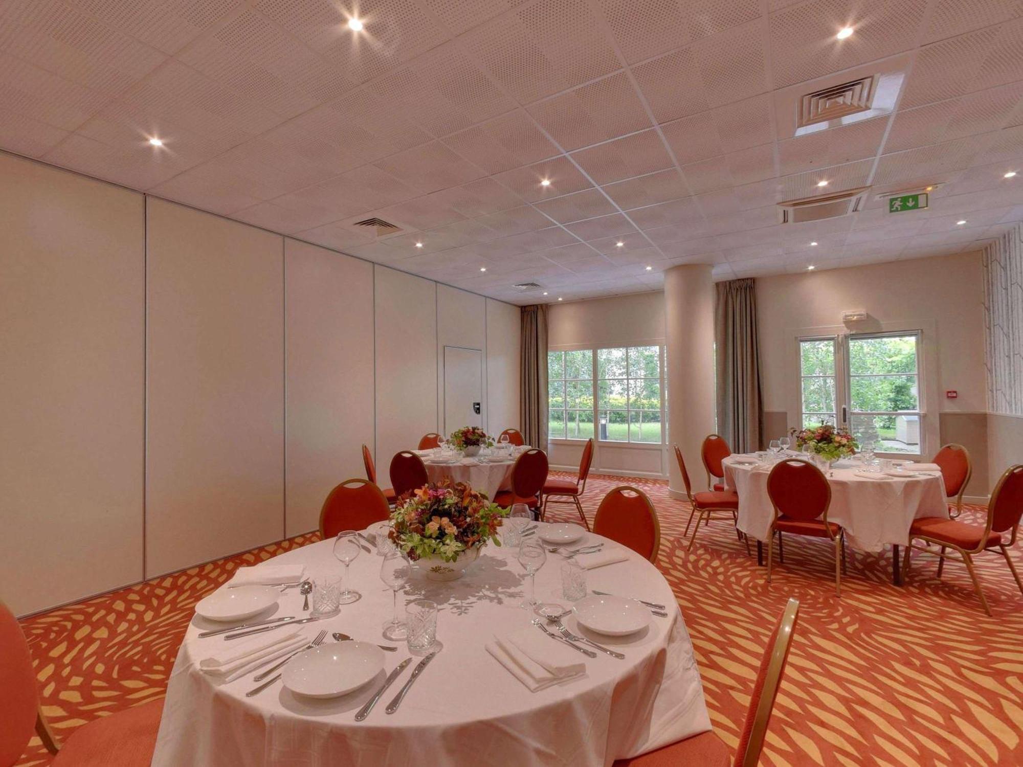 Mercure Rambouillet Relays Du Château Exterior foto
